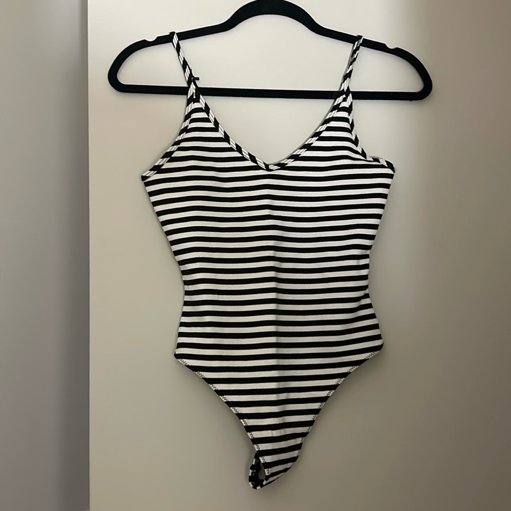 Aritzia Sunday best striped bodysuit